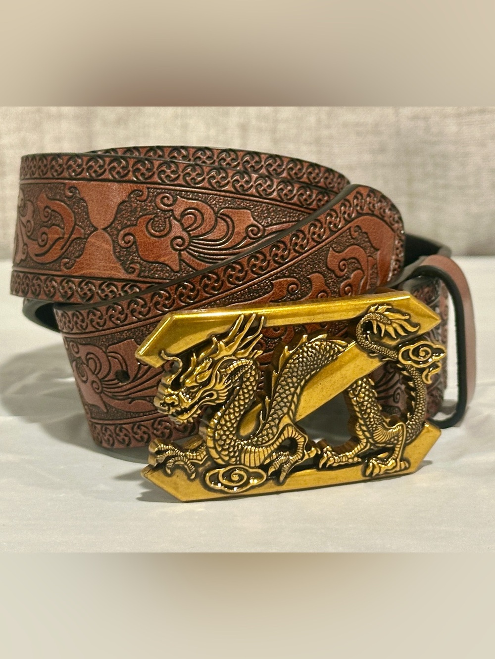 Embossed Synthetic Leather Ratchet Belt Brown Dragon Gold-Tone Buckle S/M NWOT
